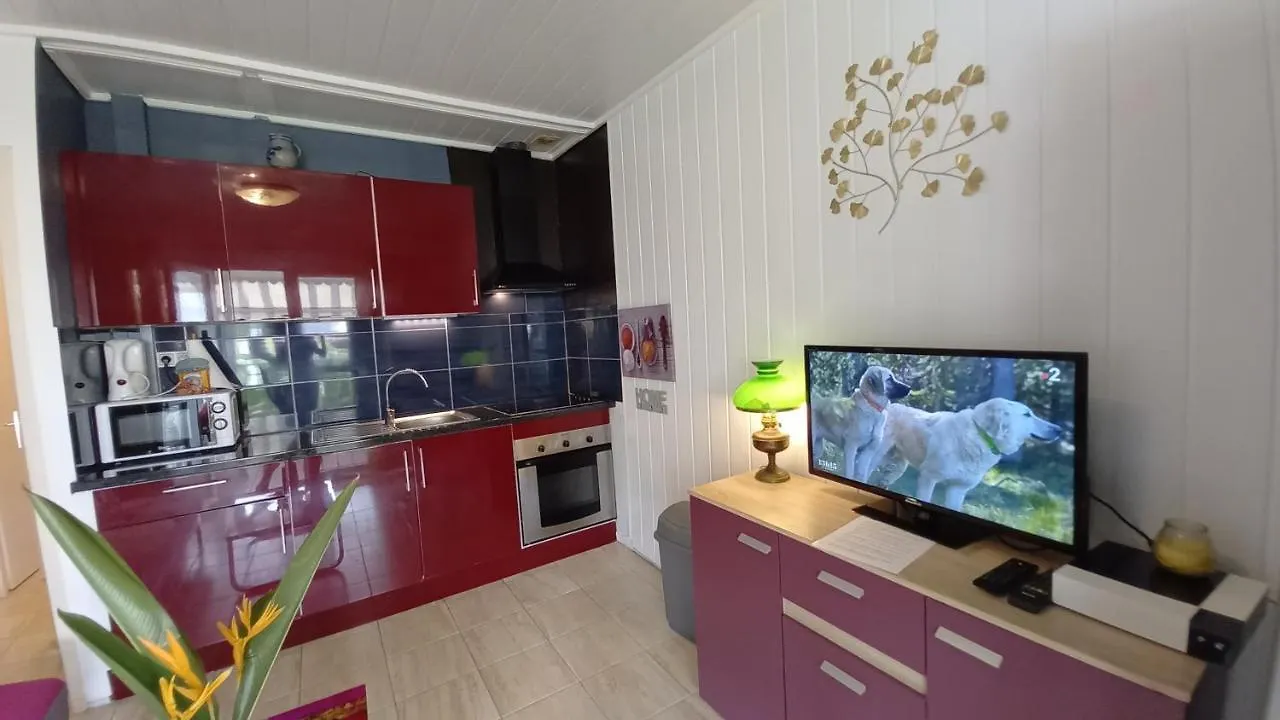 Hébergement de vacances Les Gites Capra - Papaye Bouillante